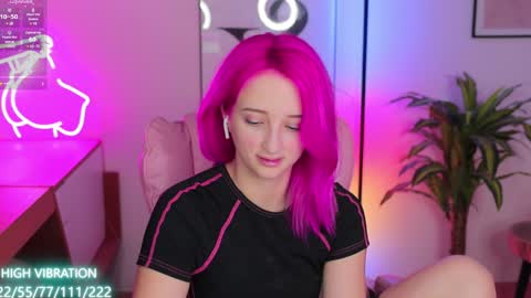 Selena Lily online show from 01.30.25