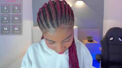 Selena online show from 12.17.25