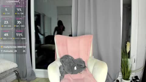 Selena online show from 02.27.25