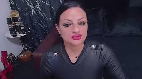 Snapshot of selena_vixen chatting on 06.29.26 Selene online show from 06.29.26