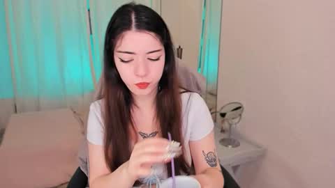 Snapshot of selena_wow_ chatting on 10.23.25 Selena  Follow Me online show from 10.23.25