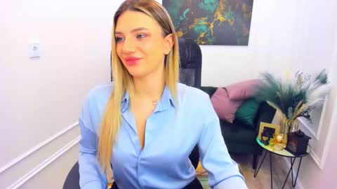 selenaemoore online show from 03.04.26