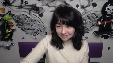 SelenaFly online show from 10.29.25