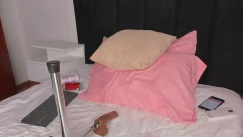  Selena  online show from 04.23.26