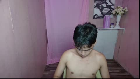 Snapshot of selene_0417 chatting on 10.30.25 Aprilane online show from 10.30.25