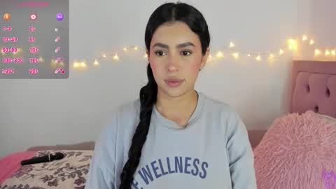 Snapshot of selene_e chatting on 02.12.26 Karol. online show from 02.12.26