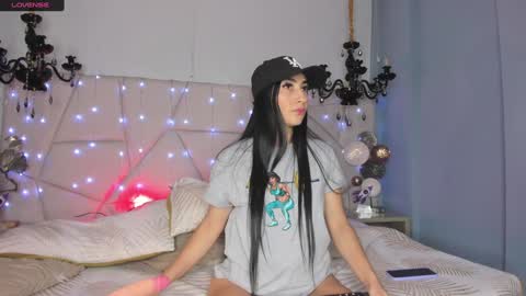 Selenee online show from 01.05.25