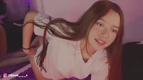 Snapshot of selenee___e chatting on 02.19.25 selene online show from 02.19.25