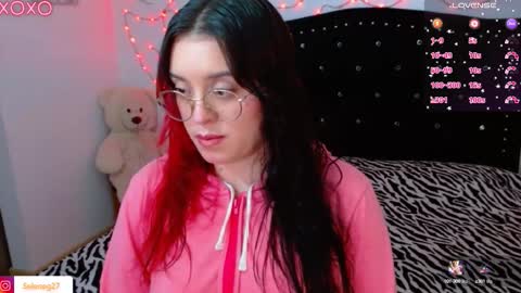 Snapshot of seleneg chatting on 09.20.25 Selene G online show from 09.20.25