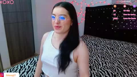 Snapshot of seleneg chatting on 09.26.25 Selene G online show from 09.26.25