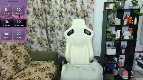 Snapshot of selenna57 chatting on 12.09.24 Selenna online show from 12.09.24