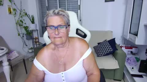 Selenna online show from 05.23.26