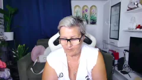Selenna online show from 08.06.26