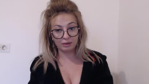 Selenna online show from 10.06.25