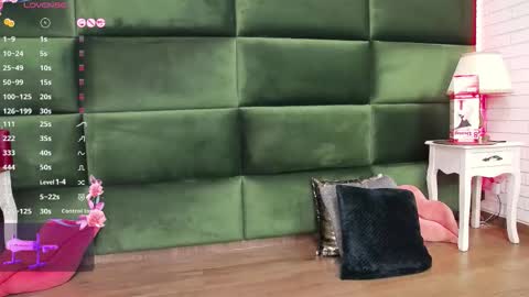 Selen online show from 09.26.25