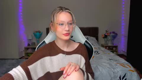 Simon and Alice online show from 09.21.25