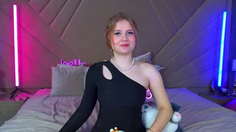 SelinSwarovski online show from 01.31.25