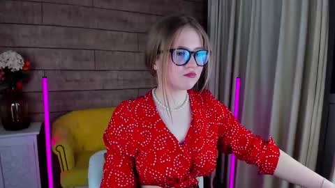 SelinSwarovski online show from 02.18.25