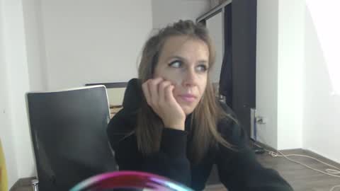 Snapshot of sellena_angels chatting on 01.16.25 sellena_angels online show from 01.16.25