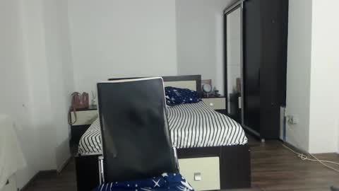 Snapshot of sellena_angels chatting on 01.25.25 sellena_angels online show from 01.25.25