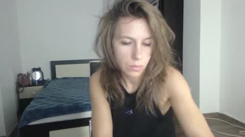 Snapshot of sellena_angels chatting on 02.20.25 sellena_angels online show from 02.20.25