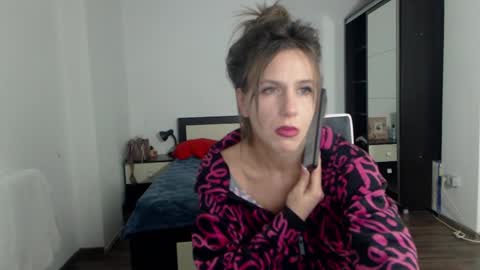 Snapshot of sellena_angels chatting on 02.25.25 sellena_angels online show from 02.25.25