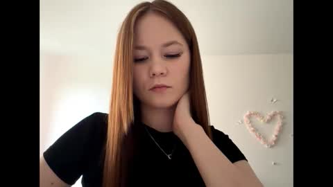 Lily online show from 06.05.26