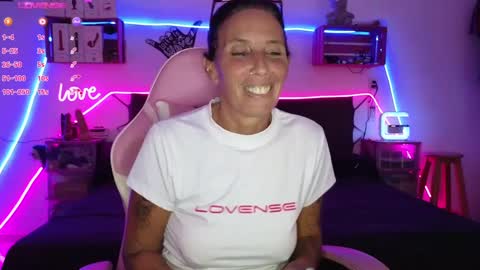 Snapshot of selvaggia_del_caribe chatting on 01.10.25 Selvaggia Del Caribe online show from 01.10.25
