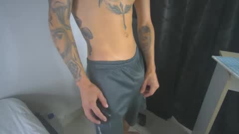 Snapshot of sem_alas chatting on 02.23.25 sem_alas online show from 02.23.25