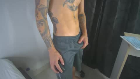 Snapshot of sem_alas chatting on 02.24.25 sem_alas online show from 02.24.25