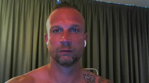 sence08 online show from 07.04.26