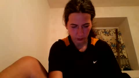 Snapshot of sendiarayl chatting on 10.20.25 sendiarayl online show from 10.20.25