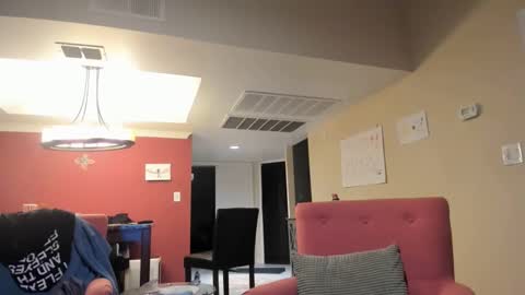 senditquick online show from 10.31.25