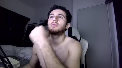 Snapshot of senitzzu chatting on 12.29.24 PAJACONTROL online show from 12.29.24