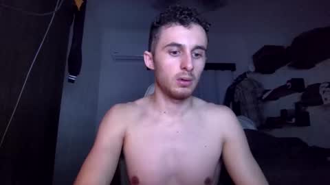 Snapshot of senitzzu chatting on 12.01.25 PAJACONTROL online show from 12.01.25