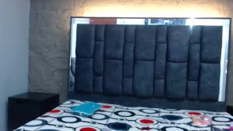 Snapshot of sennamars202cl chatting on 10.30.25 sennamars202cl online show from 10.30.25