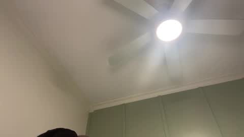 Snapshot of sensatyr chatting on 12.01.24 Daddy Dave online show from 12.01.24