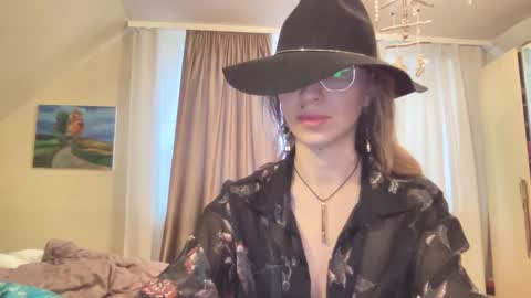 senseinner online show from 09.30.25