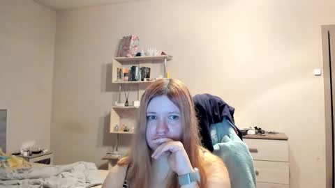 Snapshot of sensetive_mary chatting on 09.15.25 Mary Cherry online show from 09.15.25