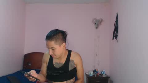 Snapshot of senshiboy666 chatting on 01.17.25 Your Boys online show from 01.17.25