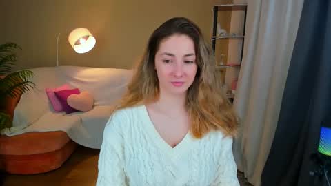 sensitiveheartt online show from 11.04.25