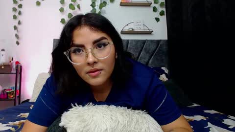 Camille and sophie online show from 01.22.25