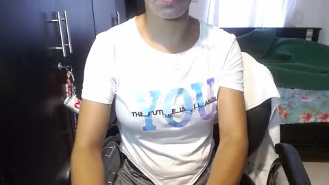 Snapshot of sensual_natalie chatting on 12.25.24 sensual_natalie online show from 12.25.24