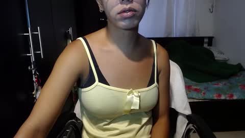 Snapshot of sensual_natalie chatting on 12.30.24 sensual_natalie online show from 12.30.24