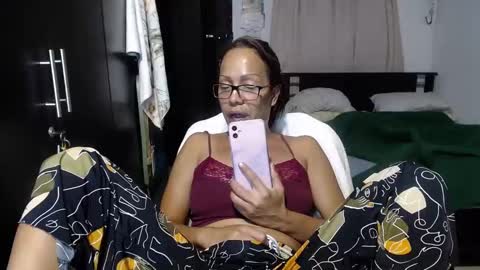 Snapshot of sensual_natalie chatting on 01.27.25 sensual_natalie online show from 01.27.25