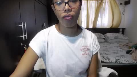 Snapshot of sensual_natalie chatting on 02.10.25 sensual_natalie online show from 02.10.25