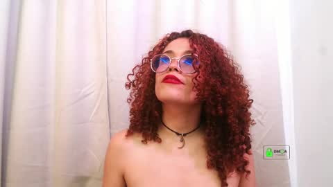 Sensual Siren online show from 01.04.25