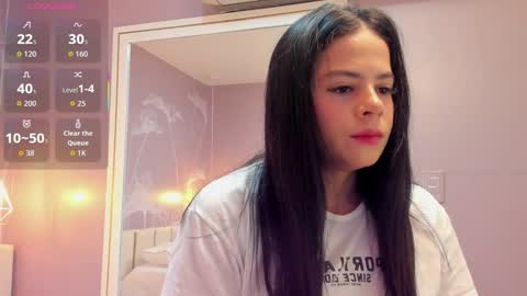 Sophie     online show from 10.16.25