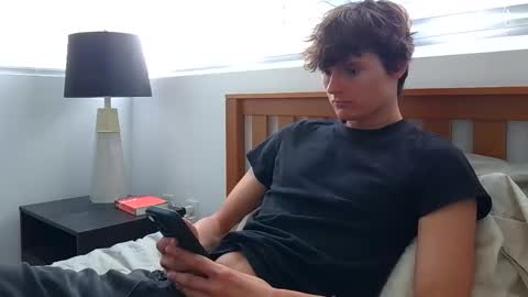 Snapshot of sensualalien chatting on 01.30.25 Cam online show from 01.30.25