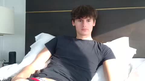 Snapshot of sensualalien chatting on 06.08.26 Cam online show from 06.08.26